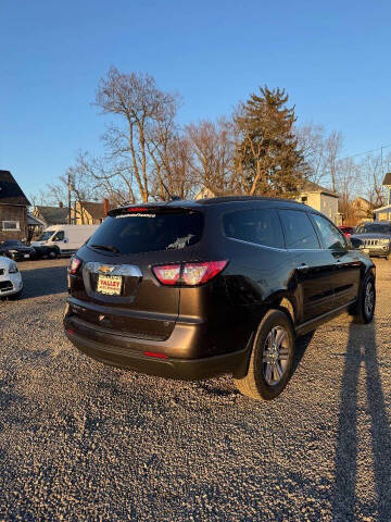 2017 Chevrolet Traverse LT