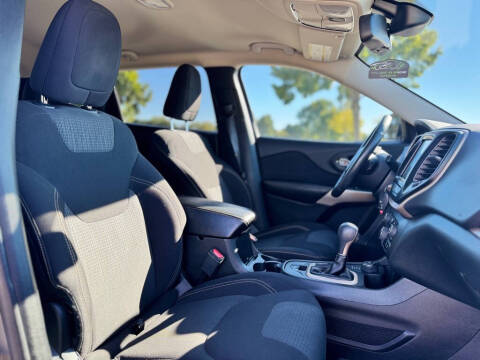 2017 Jeep Cherokee Latitude