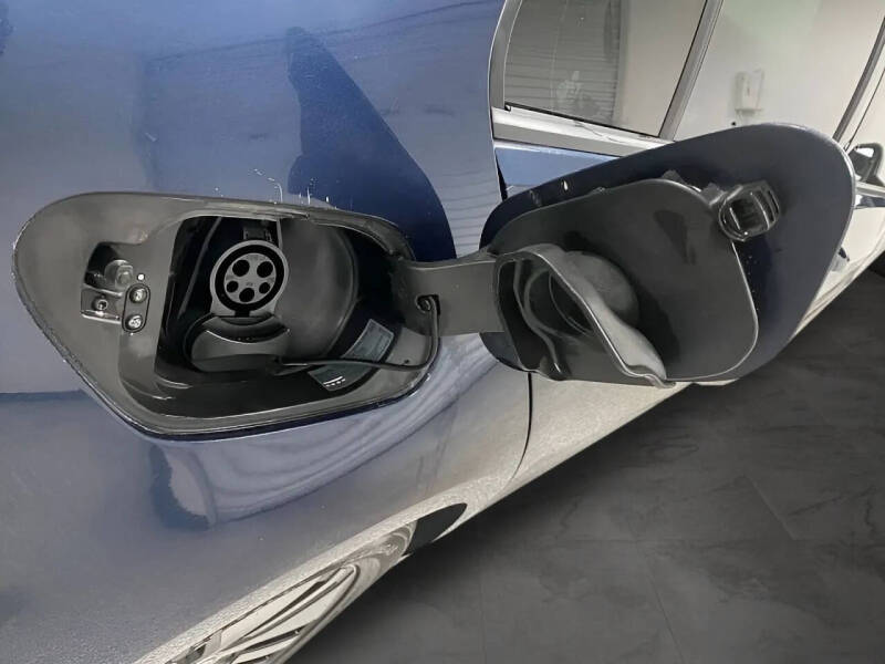 2016 Volkswagen e-Golf SE