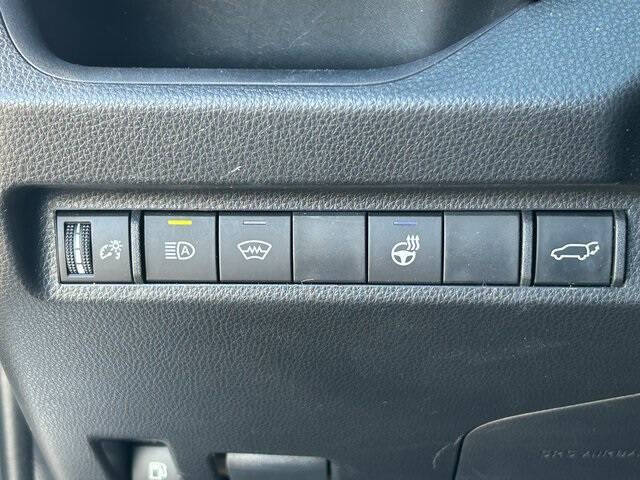 2025 Toyota RAV4 Hybrid XLE Premium