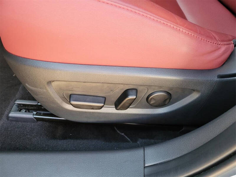 2025 Mazda CX-30 2.5 S Carbon Edition