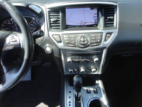 2018 Nissan Pathfinder SL