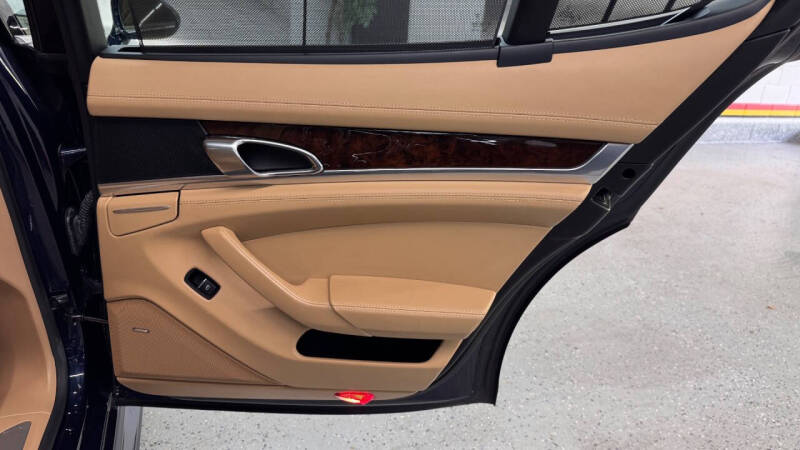 2013 Porsche Panamera