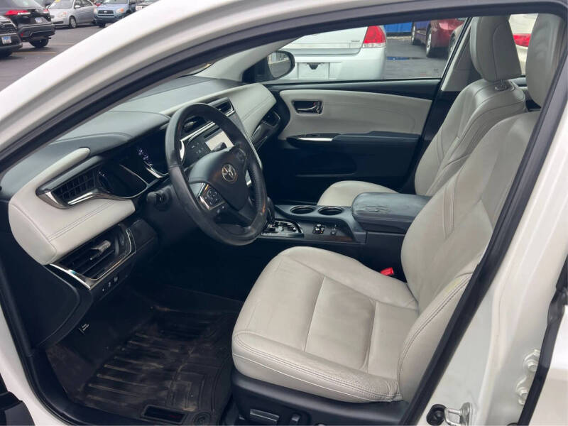 2013 Toyota Avalon Hybrid XLE Touring