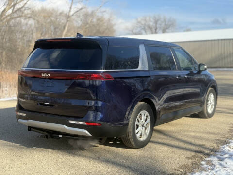 2023 Kia Carnival LX