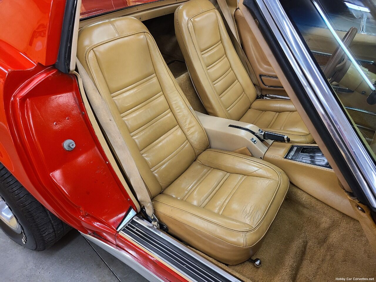1976 Chevrolet Corvette 17