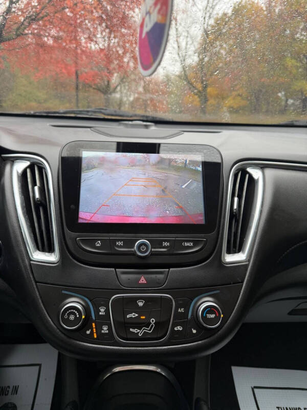 2017 Chevrolet Malibu LT