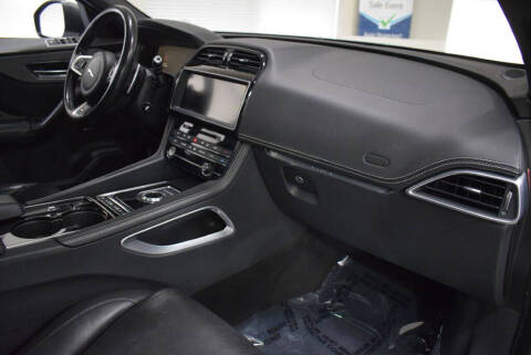 2017 Jaguar F-PACE S