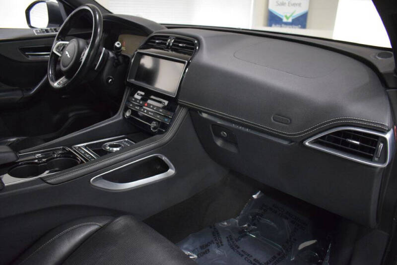 2017 Jaguar F-PACE S