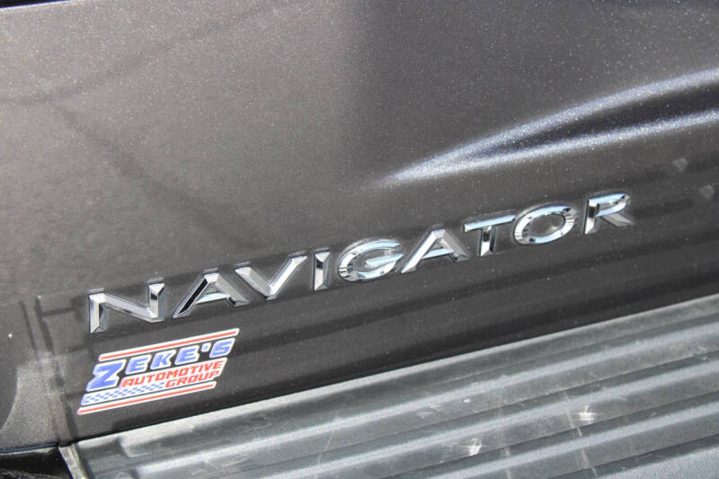 2017 Lincoln Navigator Select