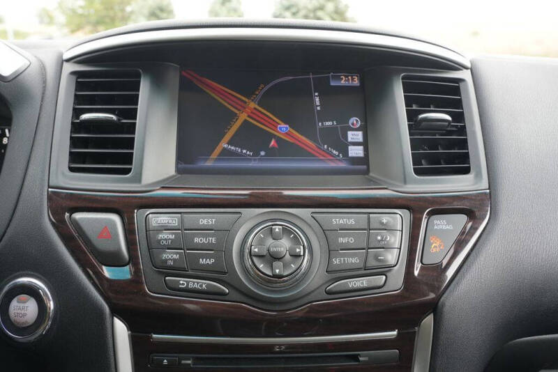 2016 Nissan Pathfinder Platinum