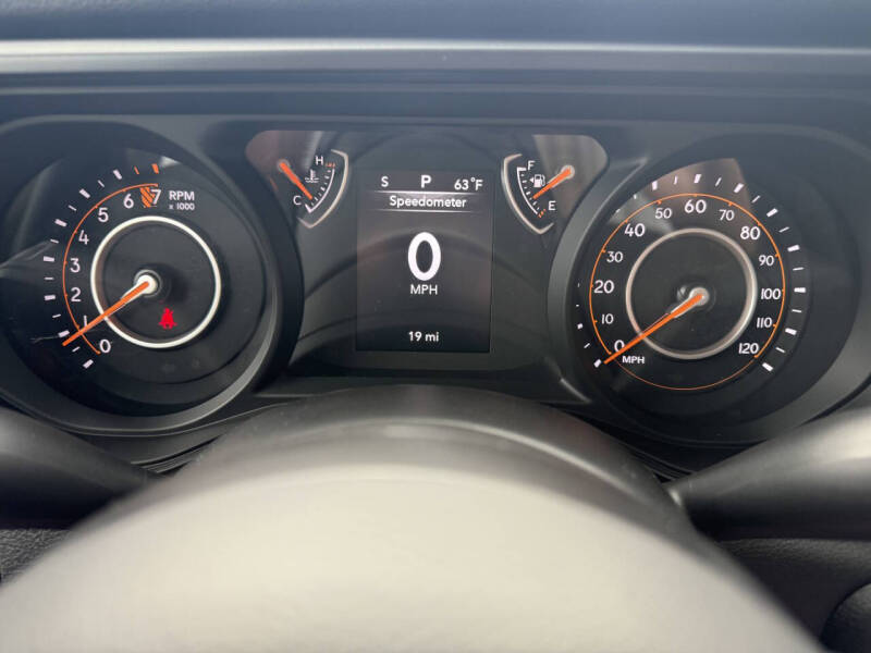 2026 Jeep Gladiator Sport