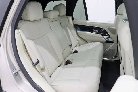 2025 Land Rover Range Rover P530 SE
