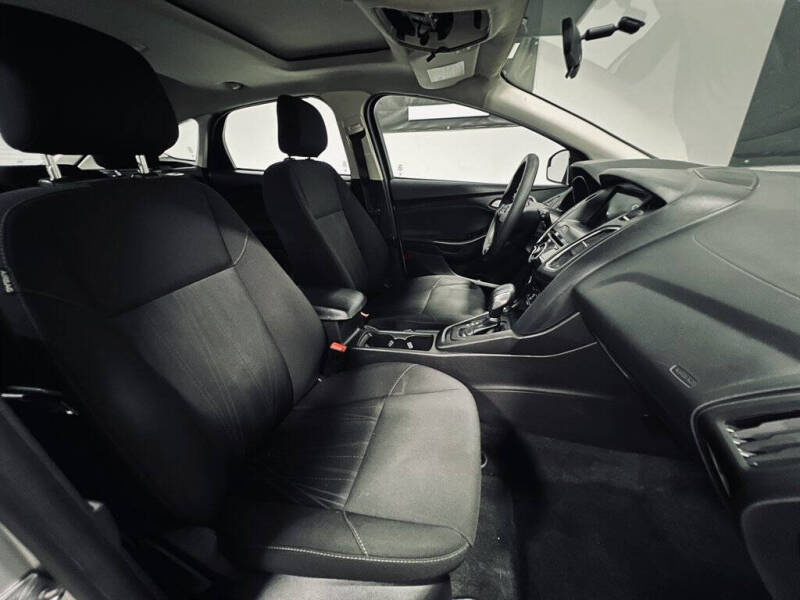 2017 Ford Focus Titanium