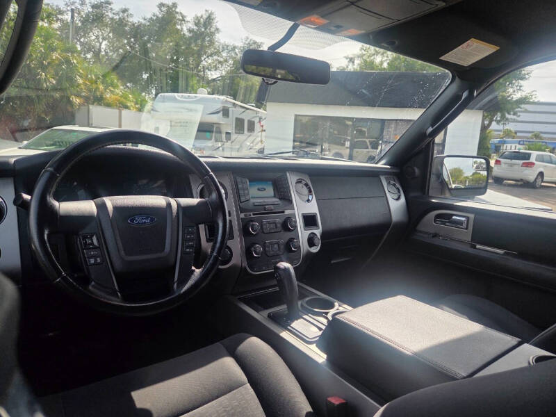2017 Ford Expedition XLT