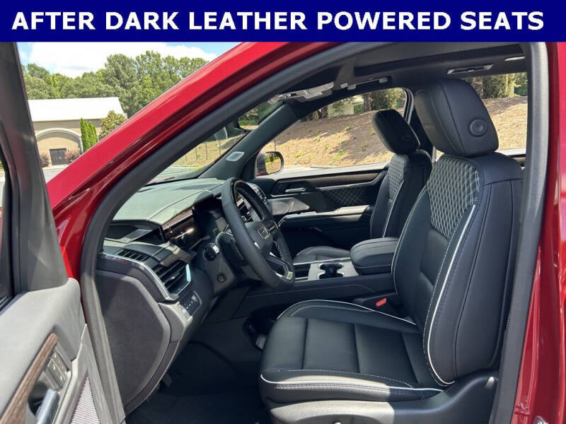 2025 GMC Acadia Denali