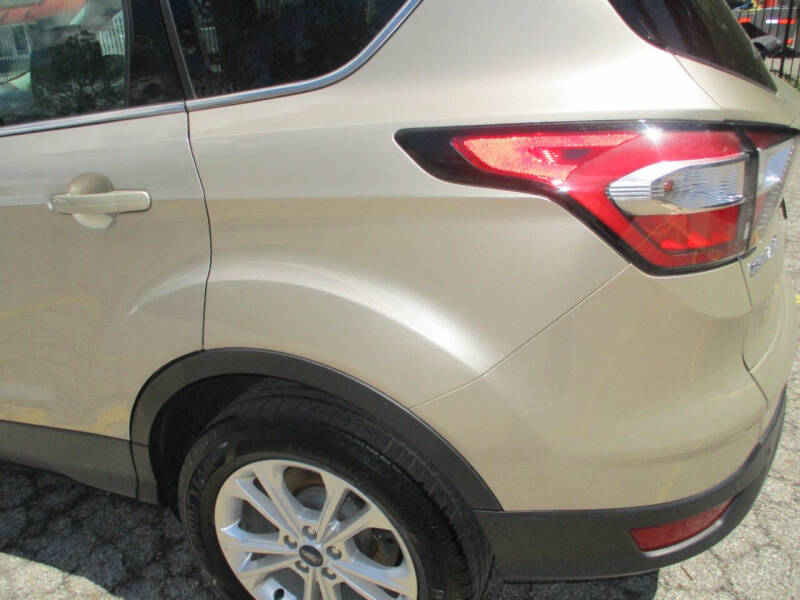2018 Ford Escape SE