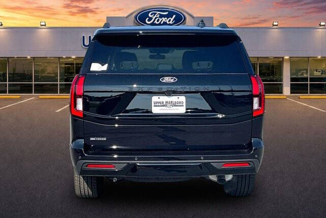 2027 Ford Expedition Platinum