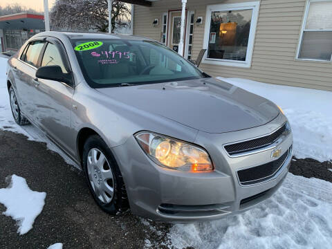 2008 Chevrolet Malibu for sale at G & G Auto Sales in Steubenville OH