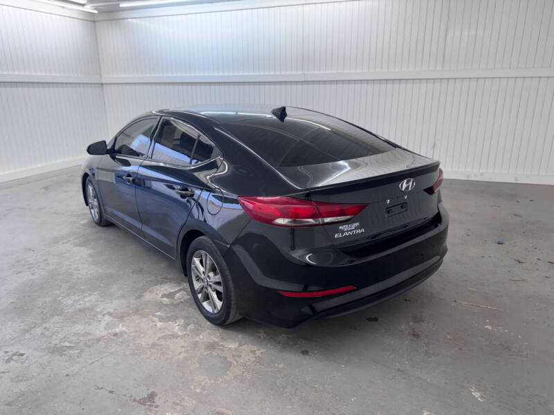 2018 Hyundai Elantra