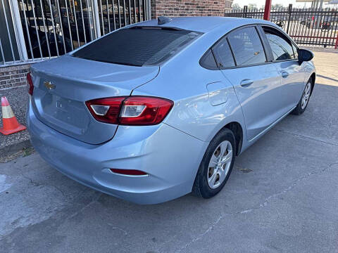 2017 Chevrolet Cruze LS Auto
