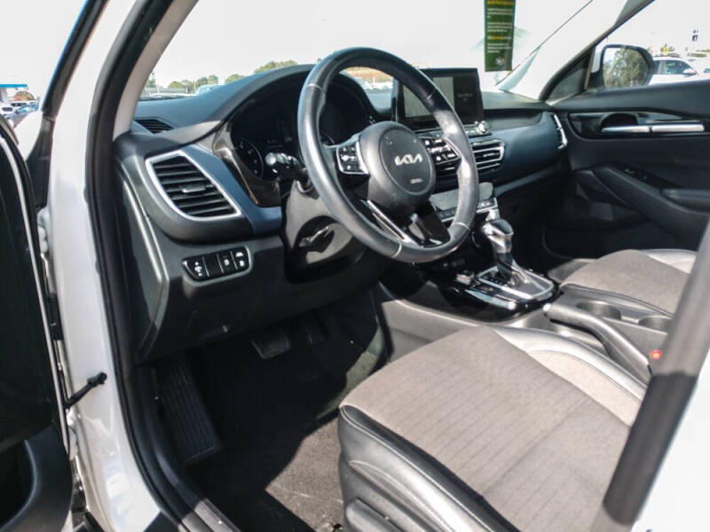 2022 Kia Seltos Nightfall