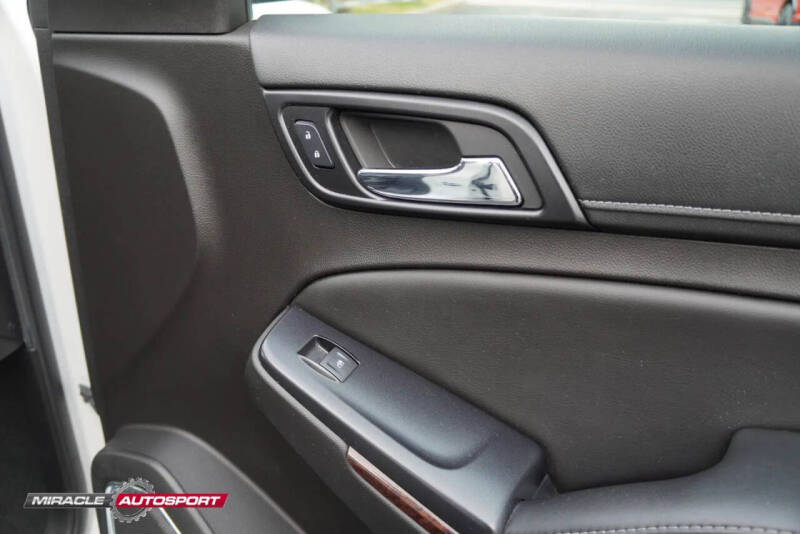 2017 GMC Yukon XL SLT