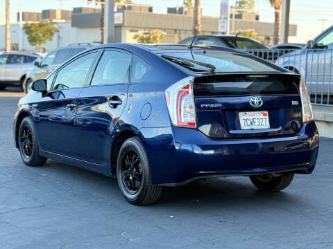 2013 Toyota Prius Two