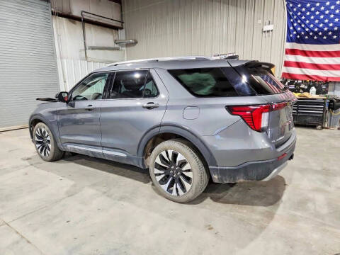 2025 Ford Explorer Platinum
