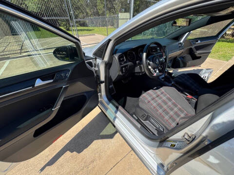 2016 Volkswagen Golf GTI Autobahn
