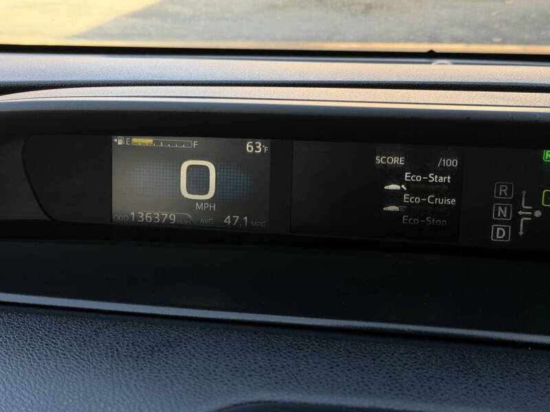 2021 Toyota Prius XLE