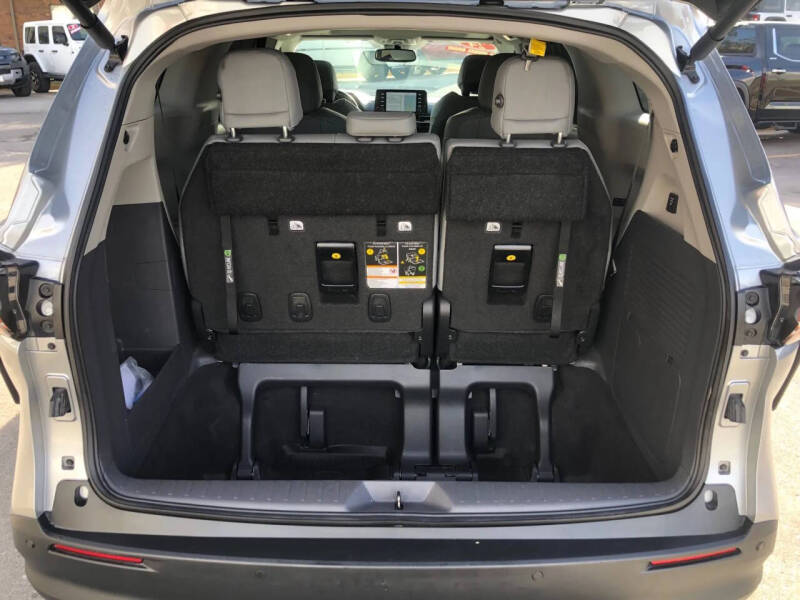 2024 Toyota Sienna XLE 7-Passenger