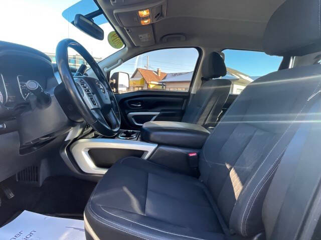 2019 Nissan Titan SV