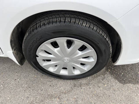 2015 Nissan Versa 1.6 S