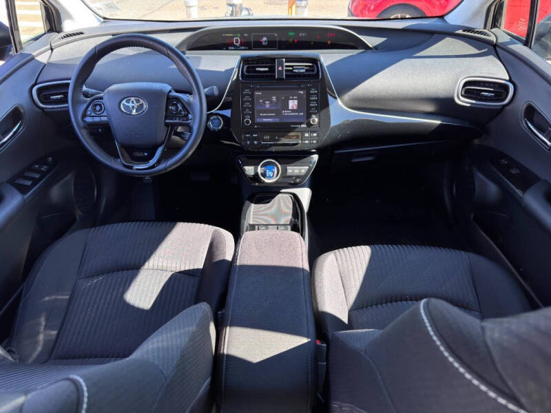 2021 Toyota Prius Prime LE