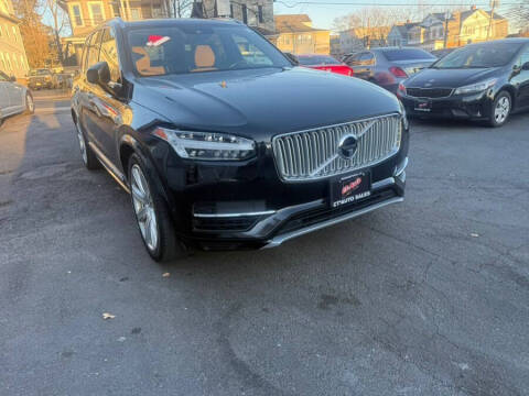 2017 Volvo XC90 T8 eAWD Inscription