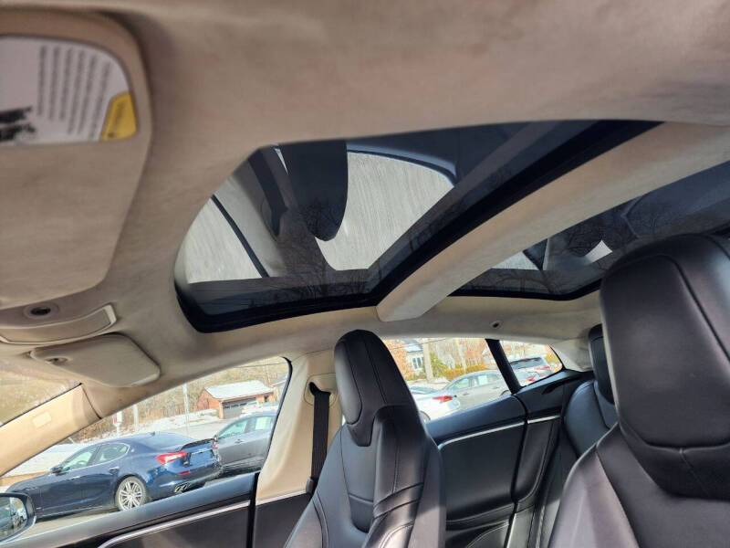 2015 Tesla Model S P85D