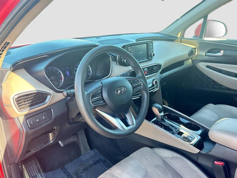 2020 Hyundai Santa Fe SE