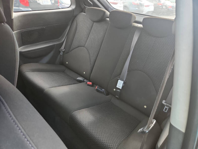 2010 Hyundai Accent Blue