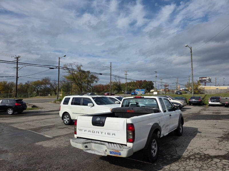 2003 Nissan Frontier Standard