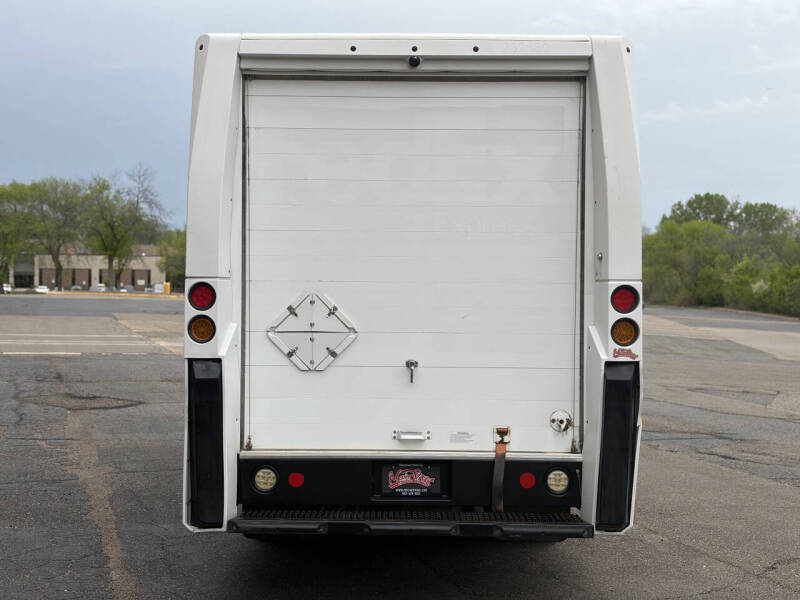 2013 Isuzu NPR