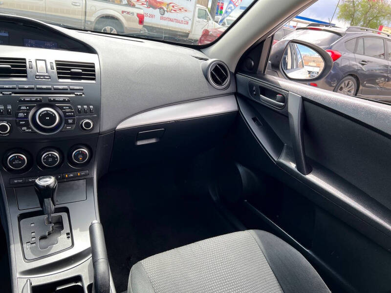 2013 Mazda MAZDA3 i Touring