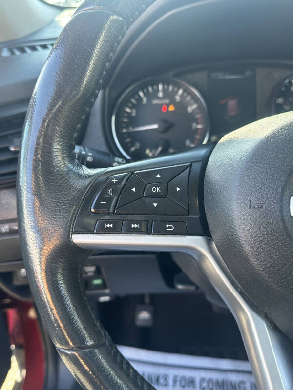 2017 Nissan Rogue SV