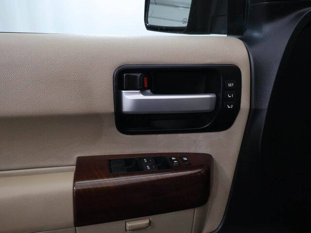 2013 Toyota Sequoia Platinum