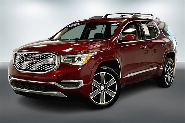 2017 GMC Acadia Denali