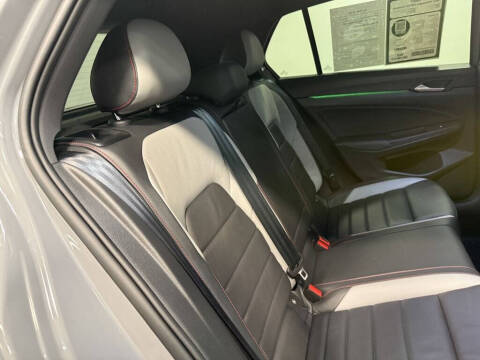 2022 Volkswagen Golf GTI Autobahn