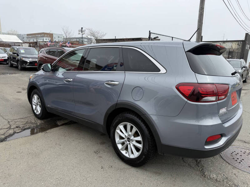 2020 Kia Sorento LX