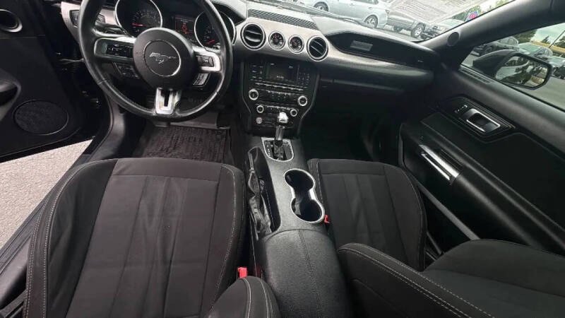 2018 Ford Mustang