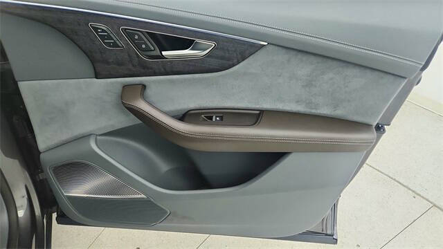 2023 Audi Q8 quattro Prestige 55 TFSI