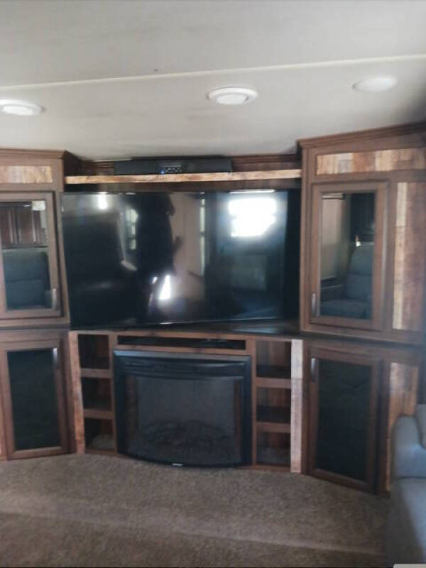 2018 Palomino Columbus  381FL